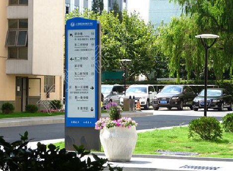 汝阳哪些因素影响宣传栏的制作？